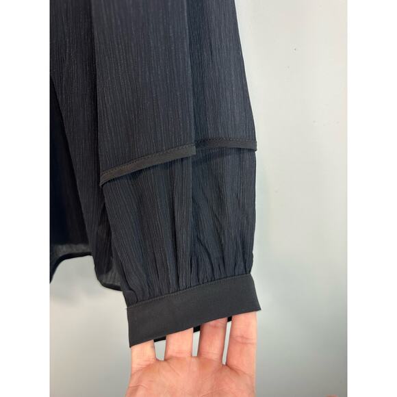 Amour Vert Silk Blouse Longsleeve Top Lightweight Black Size Large - Picture 9 of 10